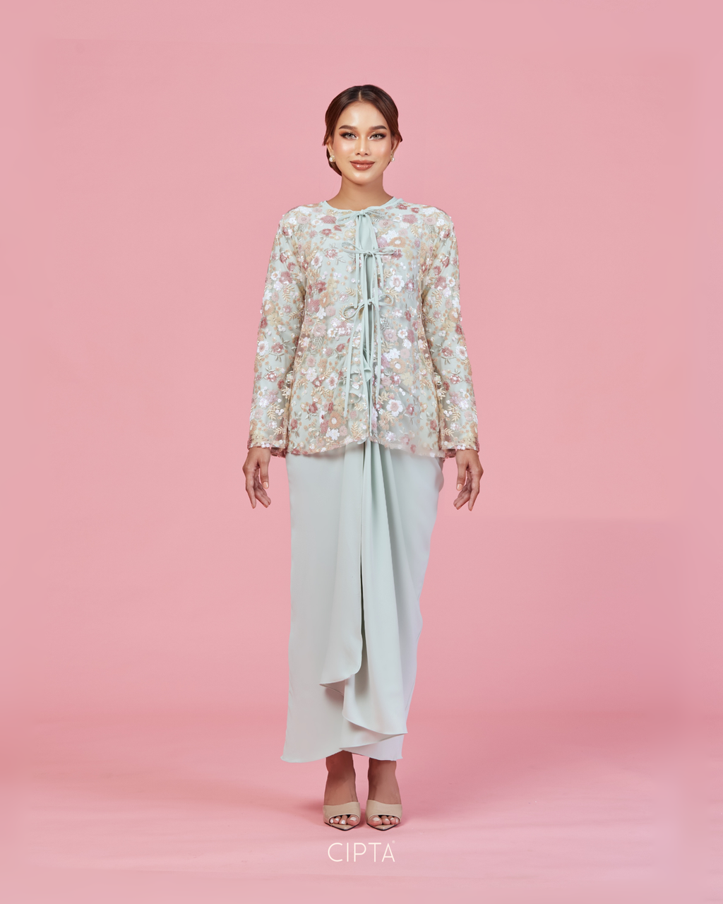 Puspa Beaded Kurung (Adults) main image 1