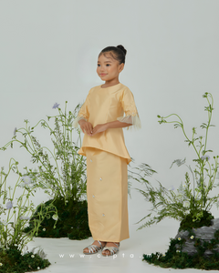 Kurung Seroja