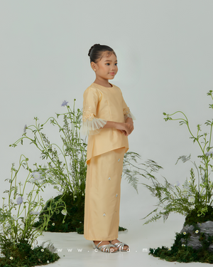 Kurung Seroja