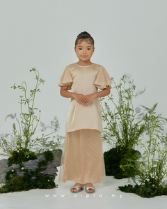 Camelia Kurung