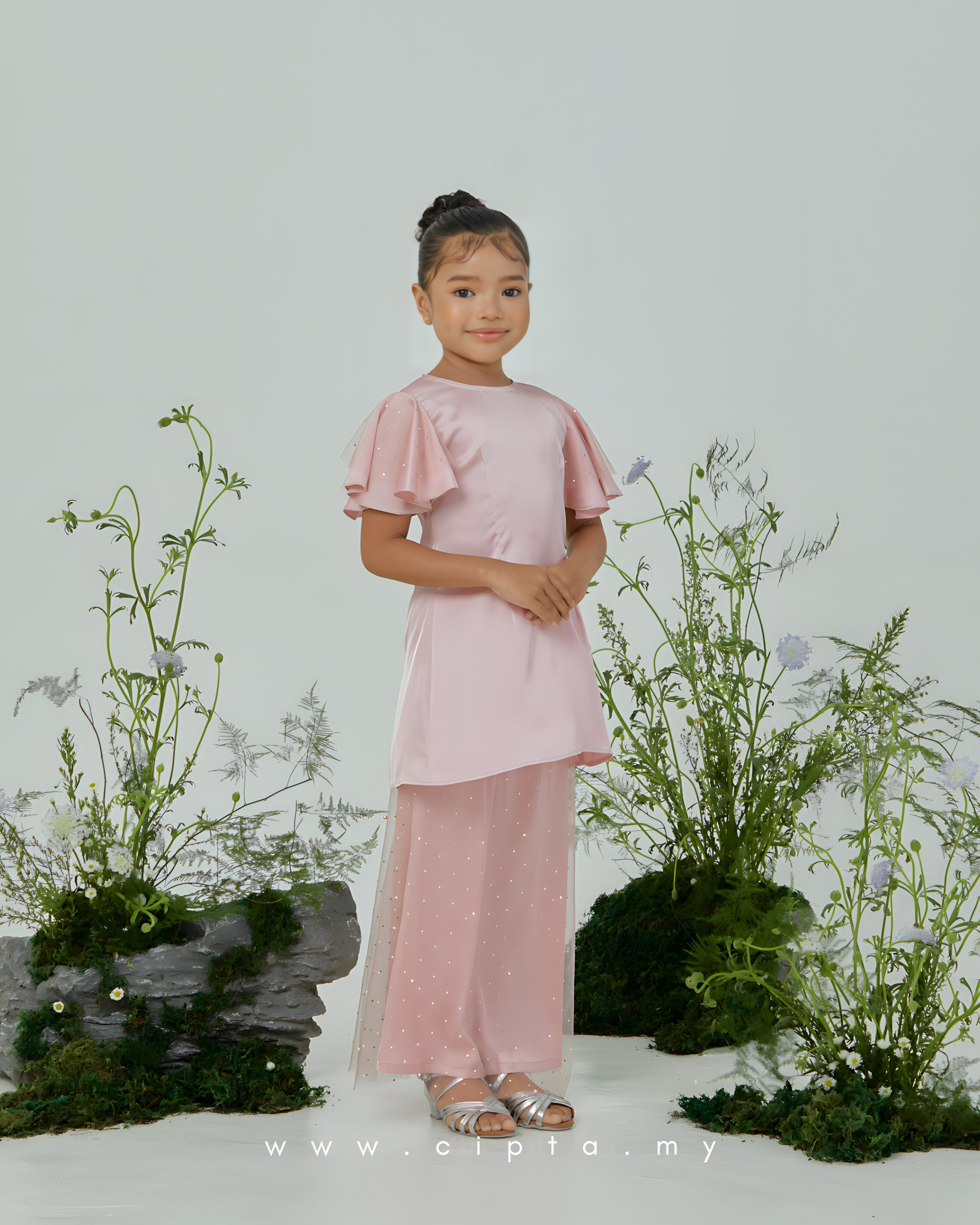 Camelia Kurung