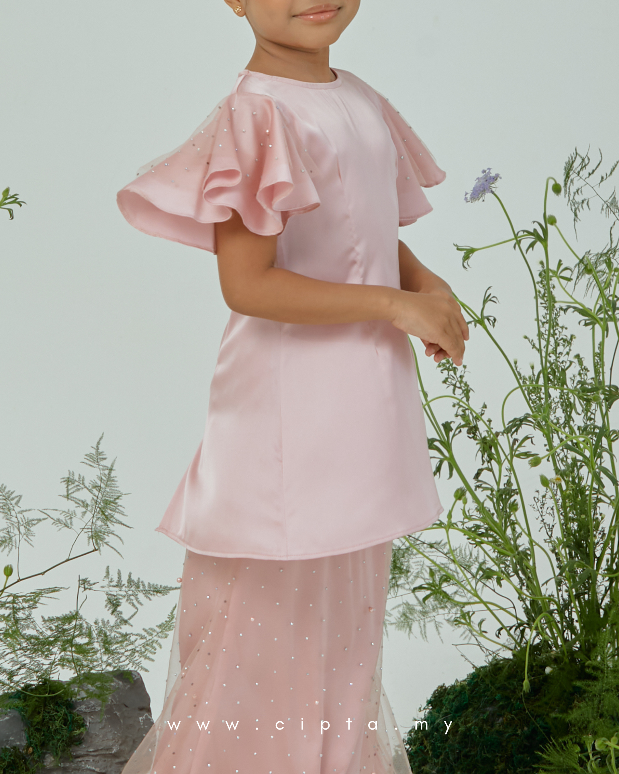 Camelia Kurung