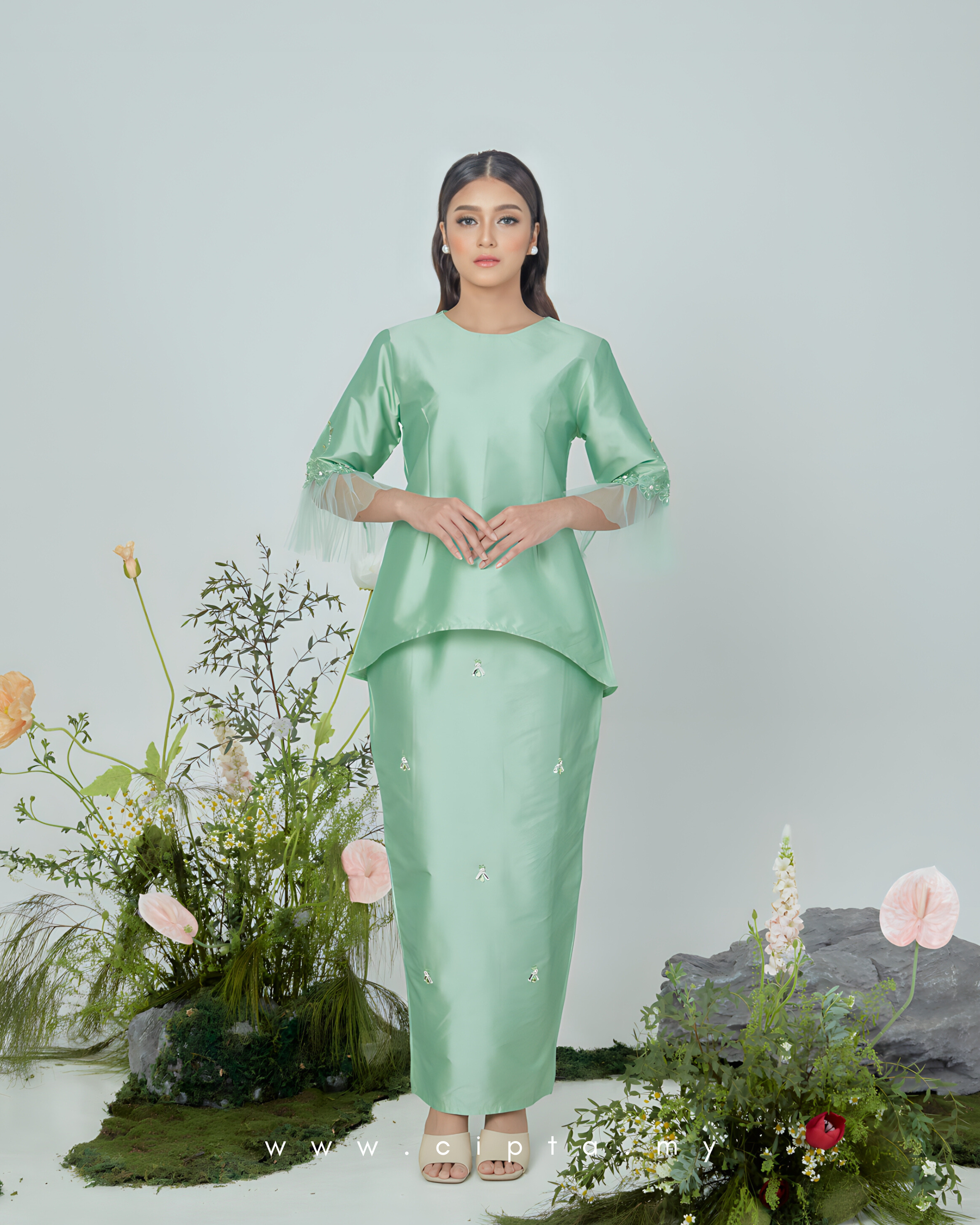 Kurung Seroja (Adults)