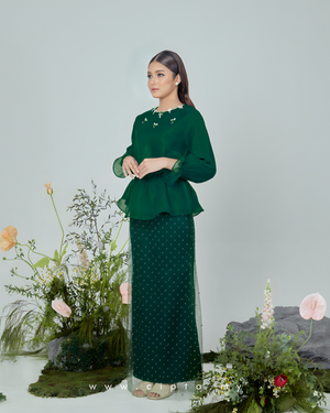 Calla Kurung Adults