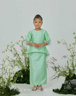 Kurung Seroja