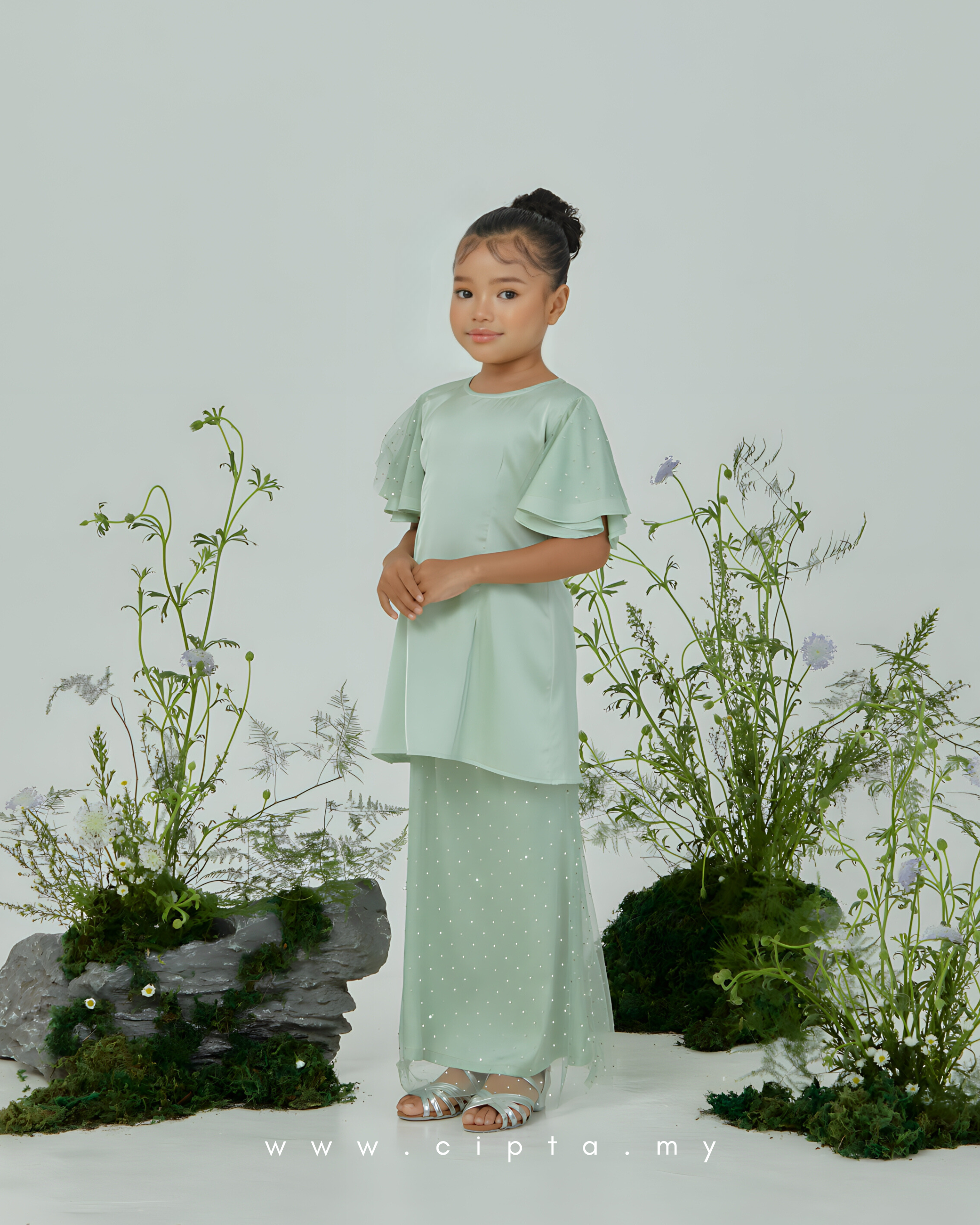Camelia Kurung
