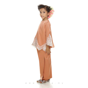 Kurung Tun Fatimah