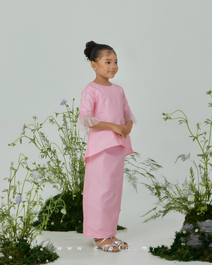 Kurung Seroja