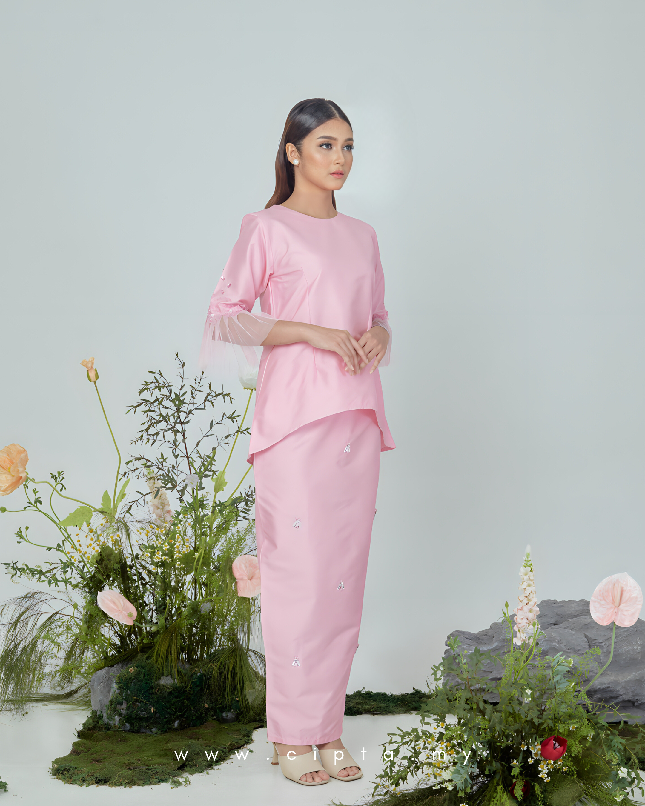 Kurung Seroja (Adults)