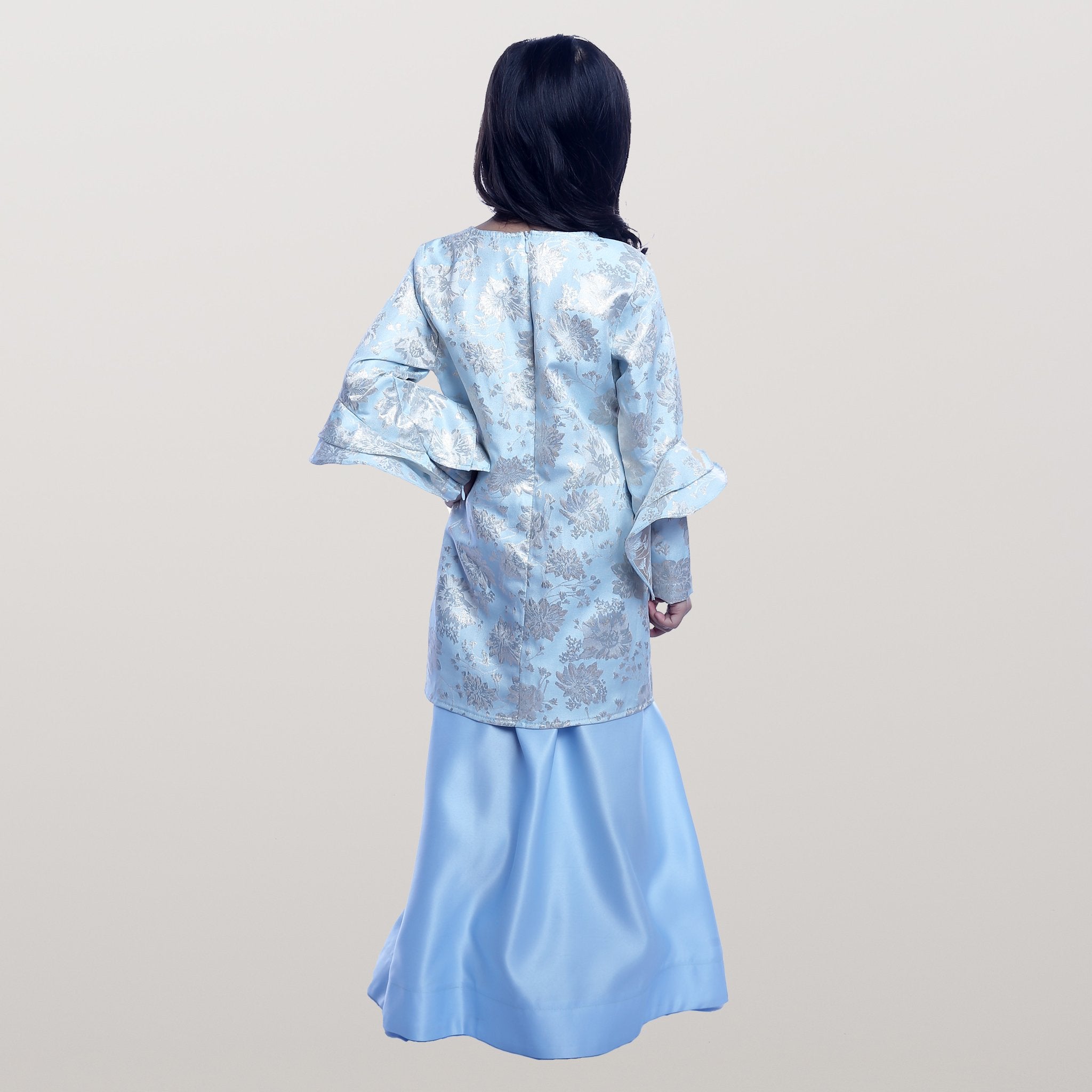 Aminah Kurung