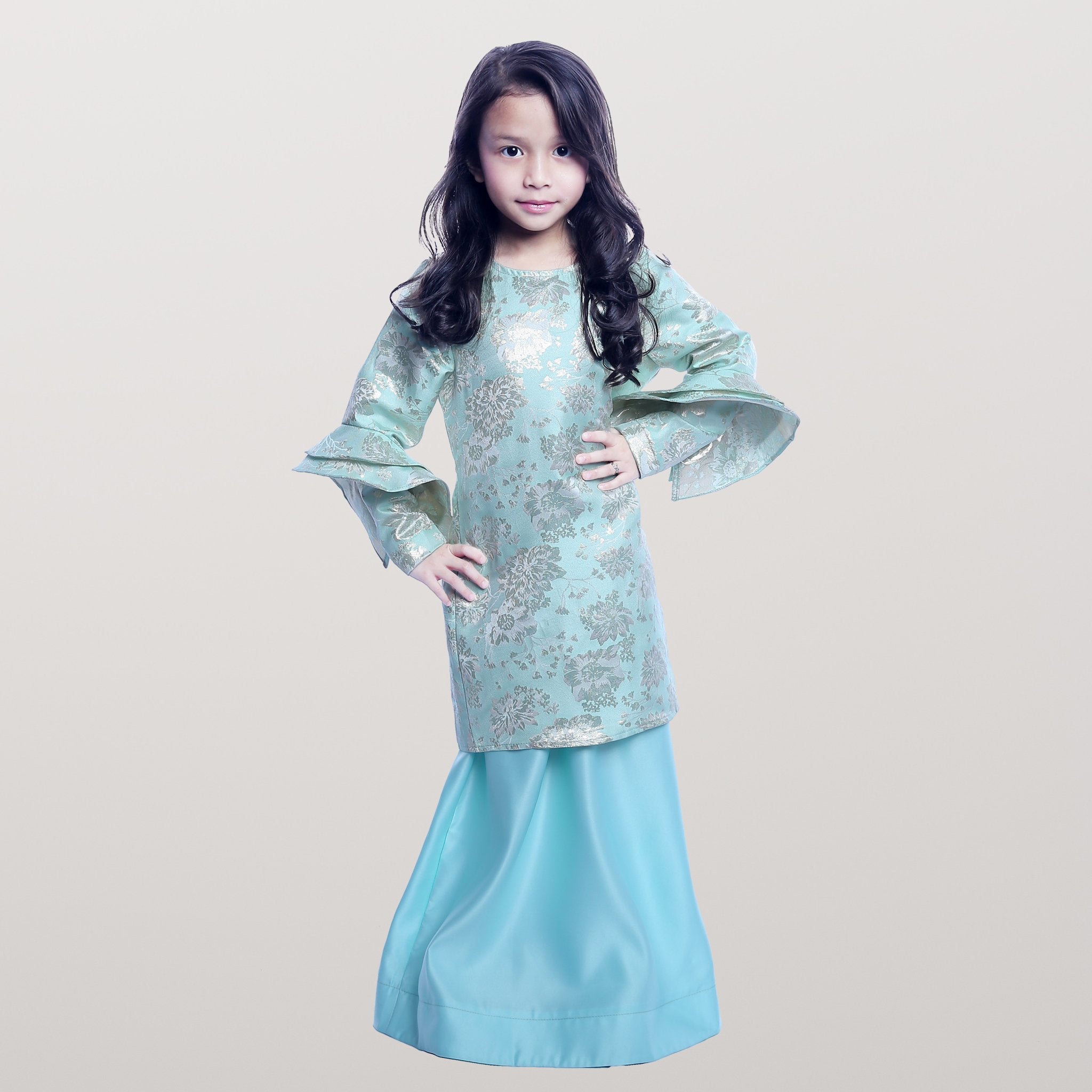 Aminah Kurung