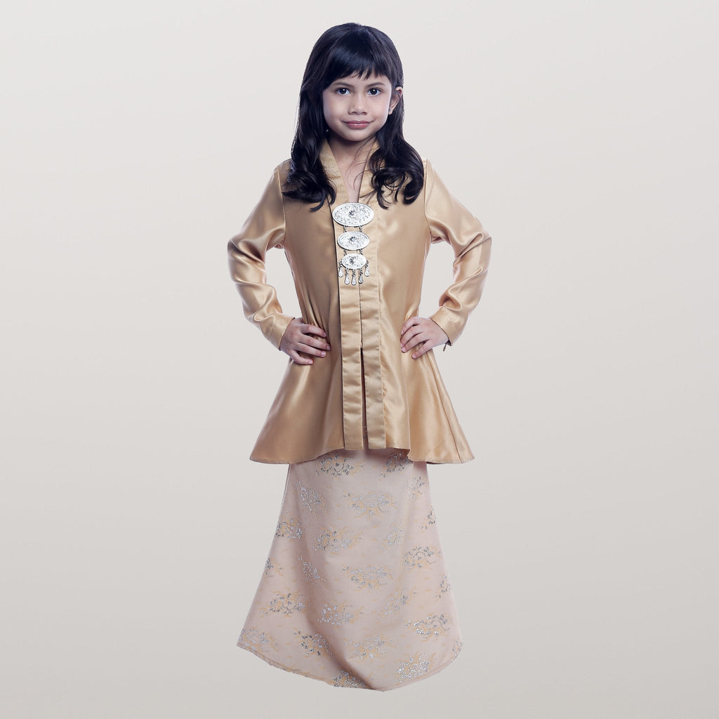 Azizah Kebaya