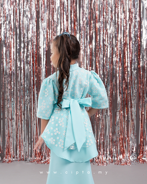 Kebaya Embun