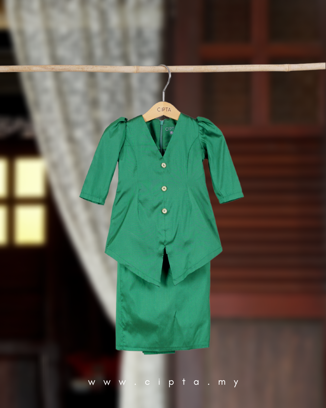 Kebaya Ratu (Baby)